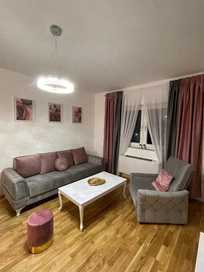 Skyline Apartment Биелина Екстериор снимка