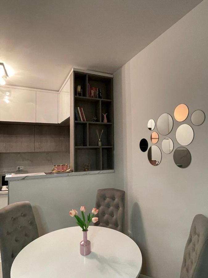 Skyline Apartment Биелина Екстериор снимка