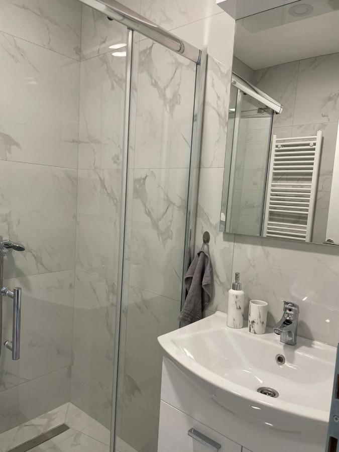 Skyline Apartment Биелина Екстериор снимка