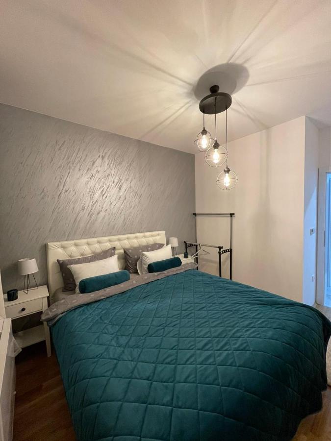 Skyline Apartment Биелина Екстериор снимка