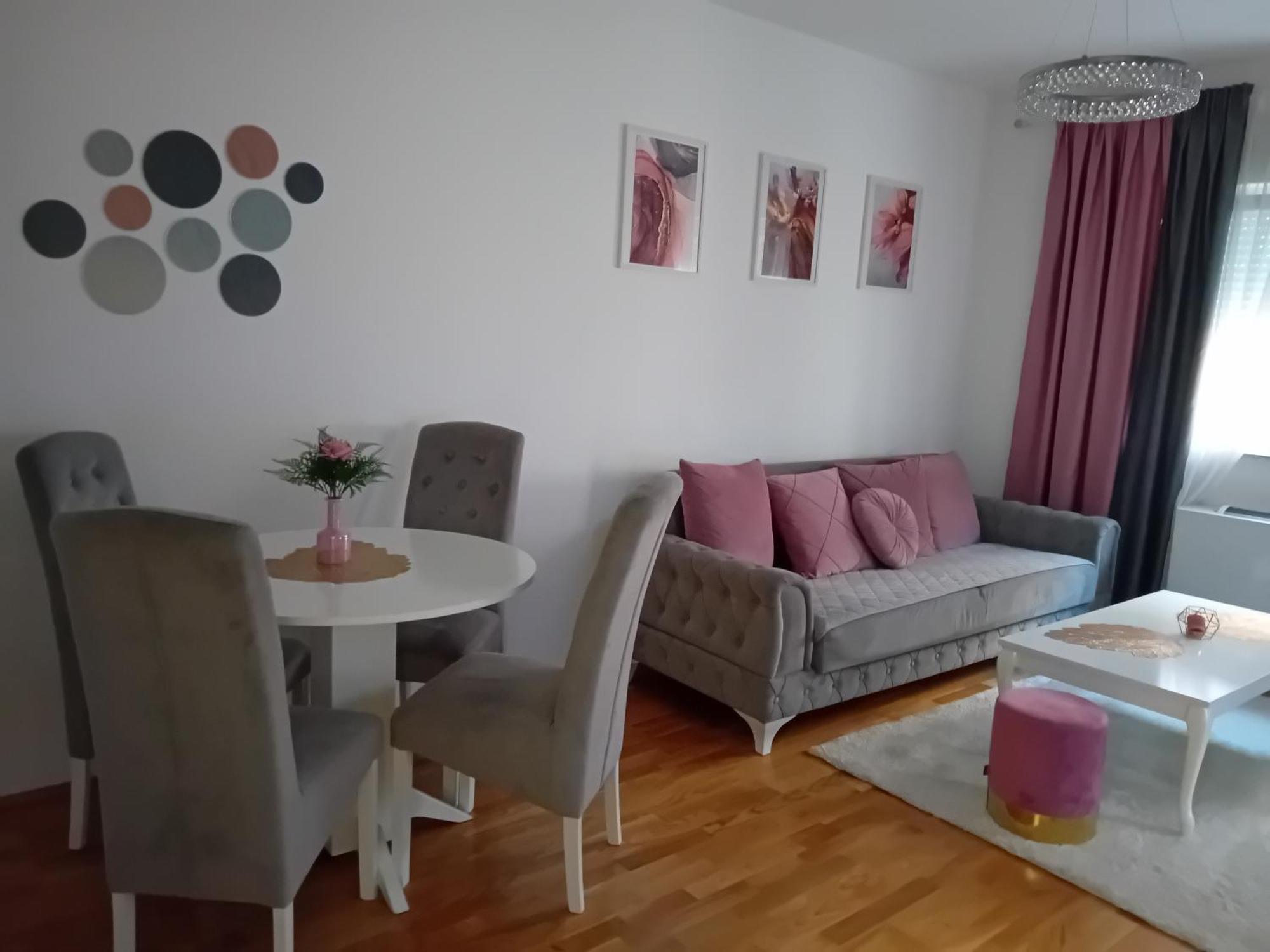 Skyline Apartment Биелина Екстериор снимка